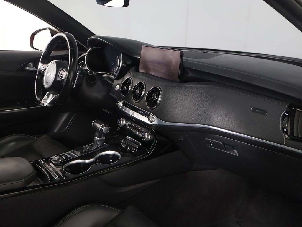 Used 2022 Kia Stinger GT-Line w/ Sun & Sound Package RWD image 29