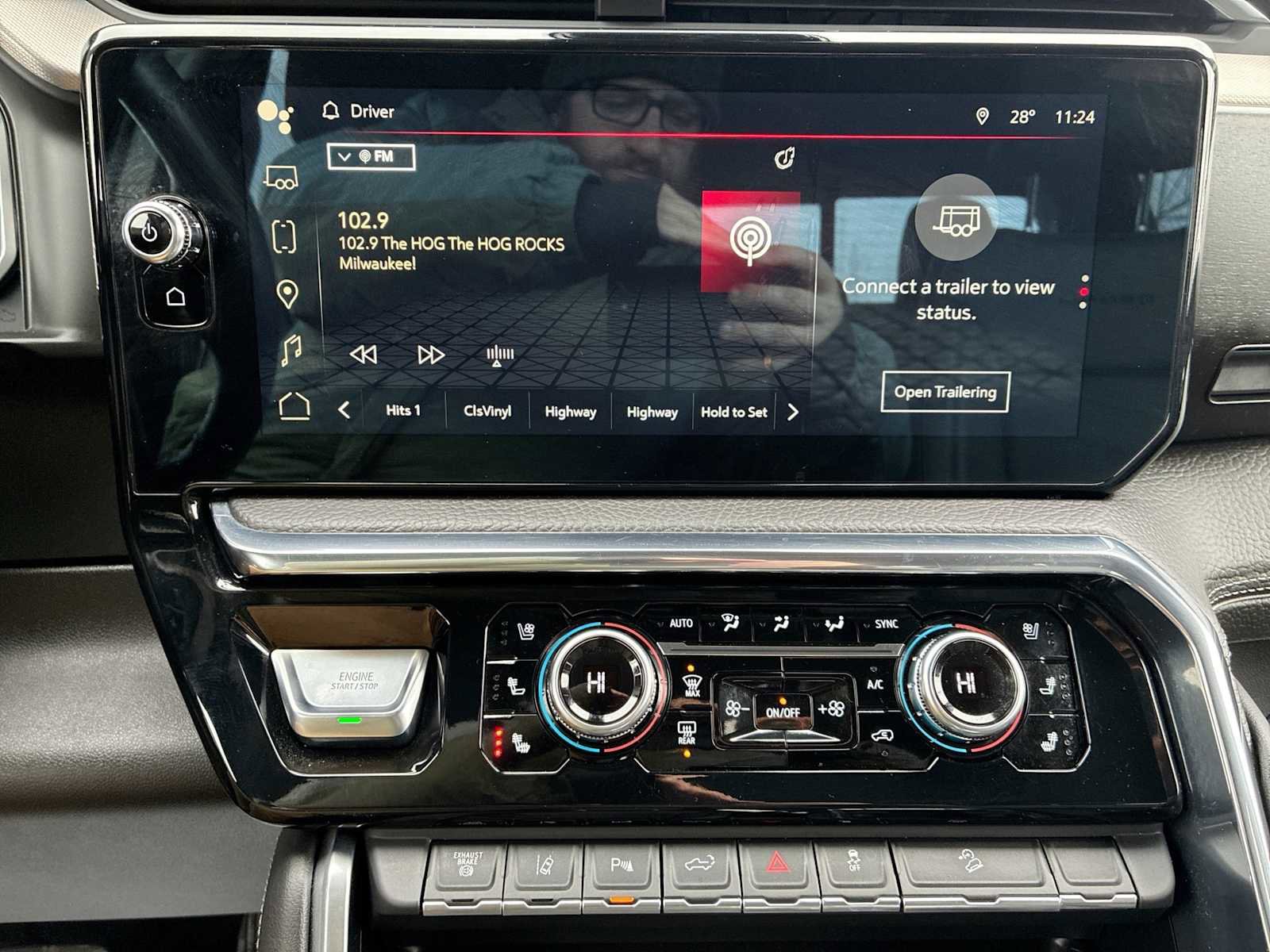 Certified 2024 GMC Sierra 2500 Denali w/ Denali Reserve Package image 13