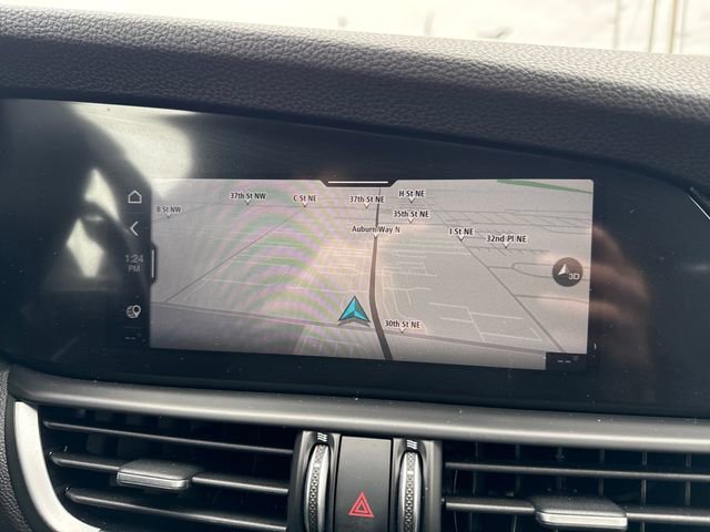 Used 2022 Alfa Romeo Giulia Sprint image 28