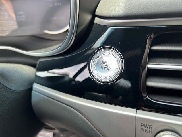 New 2026 Genesis G70 3.3T Sport Prestige AWD/4WD image 32