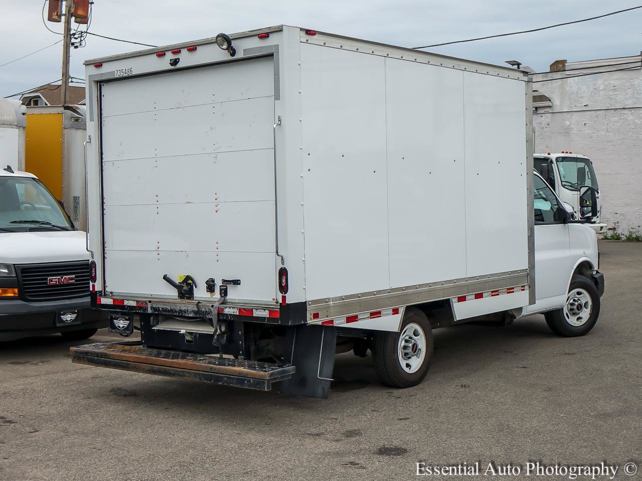 Used 2023 GMC Savana 3500 w/ Power Convenience Package RWD image 7