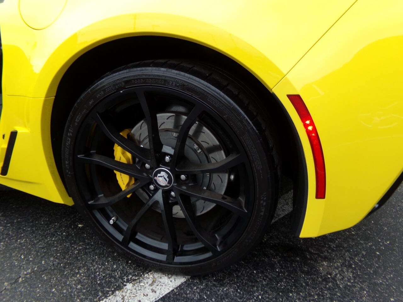 Used 2017 Chevrolet Corvette Grand Sport image 16