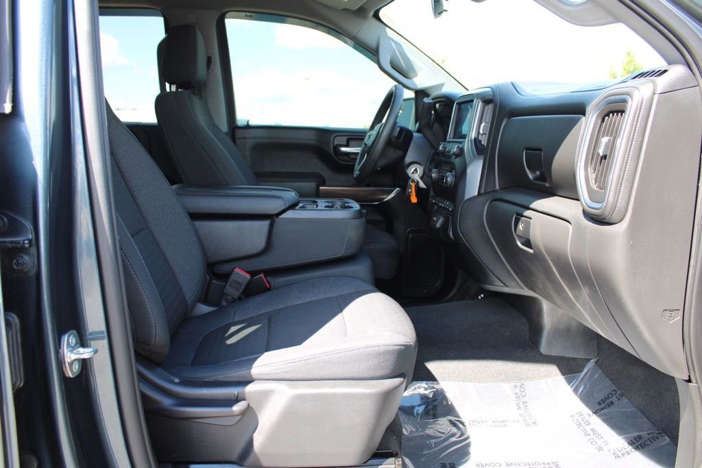 Used 2020 Chevrolet Silverado 1500 LT image 19