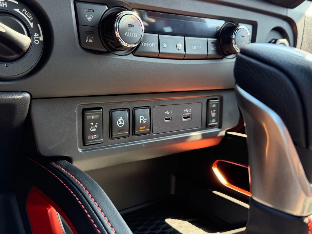Used 2025 Nissan Frontier PRO-4X w/ Pro Premium Package image 36