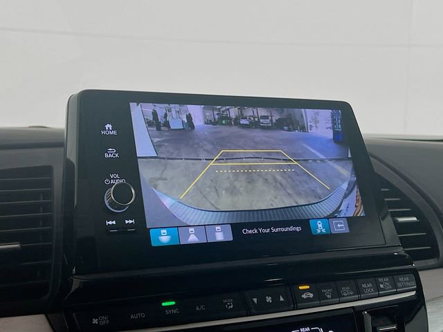 Certified 2026 Honda Odyssey Touring image 11