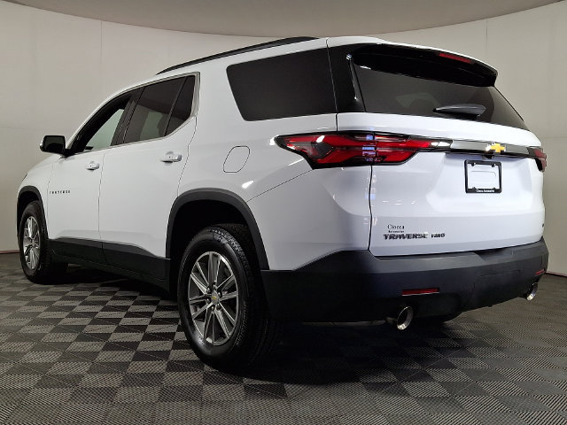Used 2023 Chevrolet Traverse LT w/ LPO, Cargo Package AWD/4WD image 7