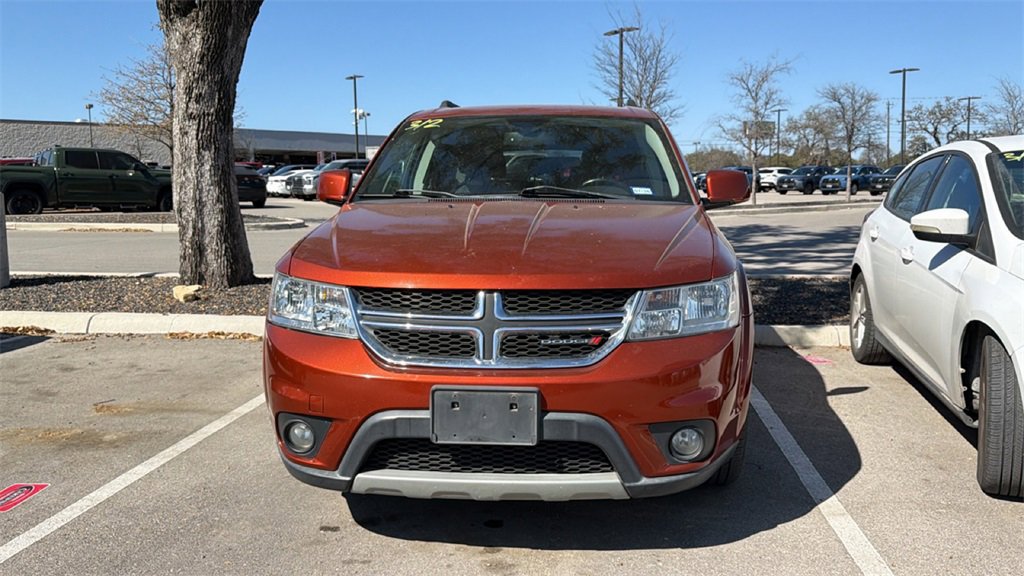 Used 2014 Dodge Journey SXT w/ Flexible Seating Group image 2