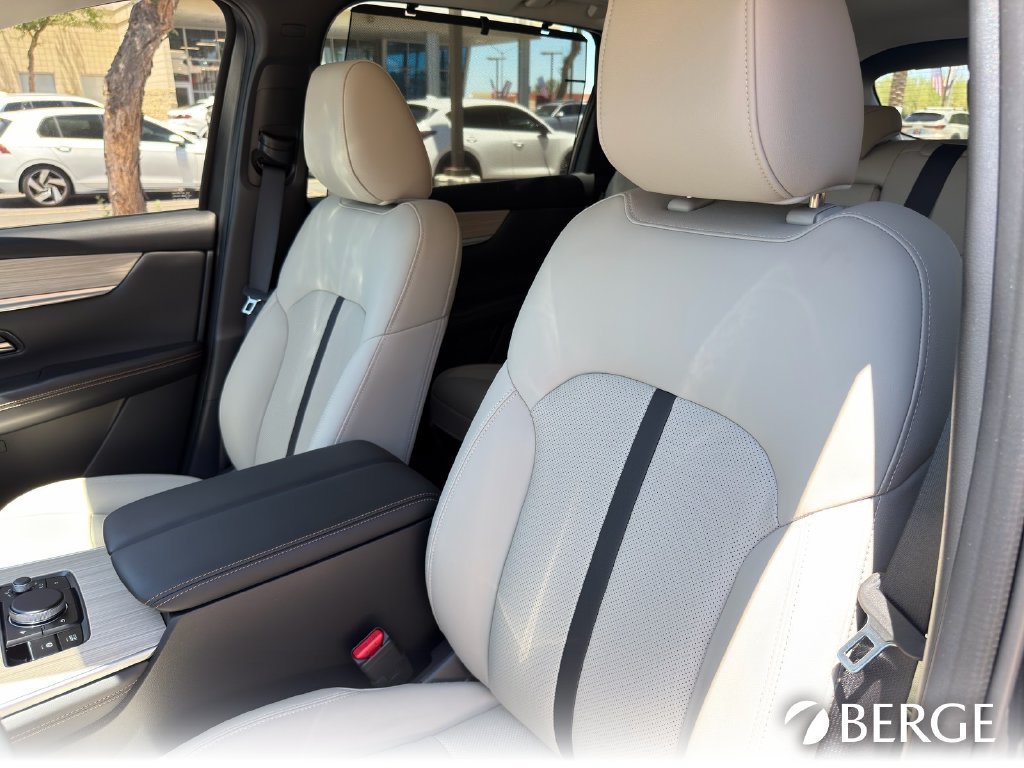 New 2026 MAZDA CX-90 Plug-In Hybrid w/ Preferred AWD/4WD image 13