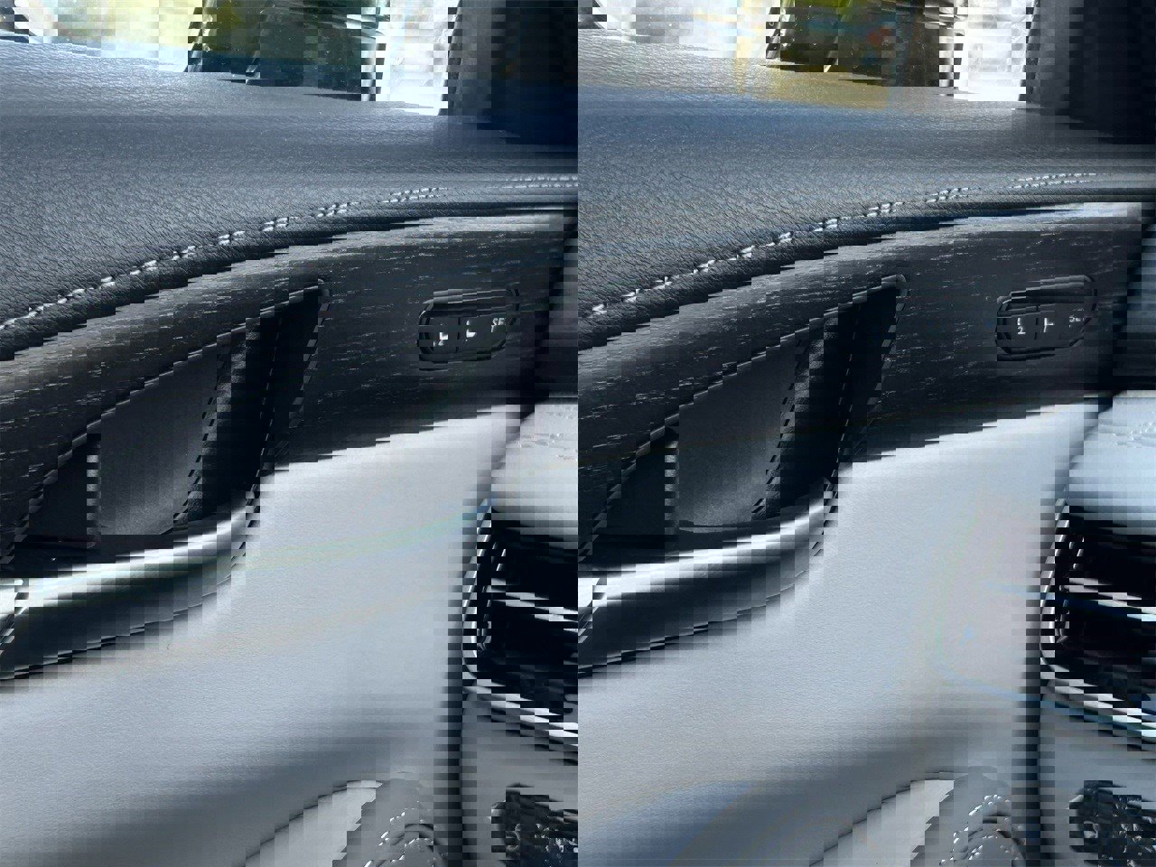 New 2026 INFINITI QX60 Autograph image 21