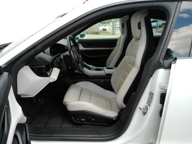 Used 2022 Porsche Taycan RWD image 12