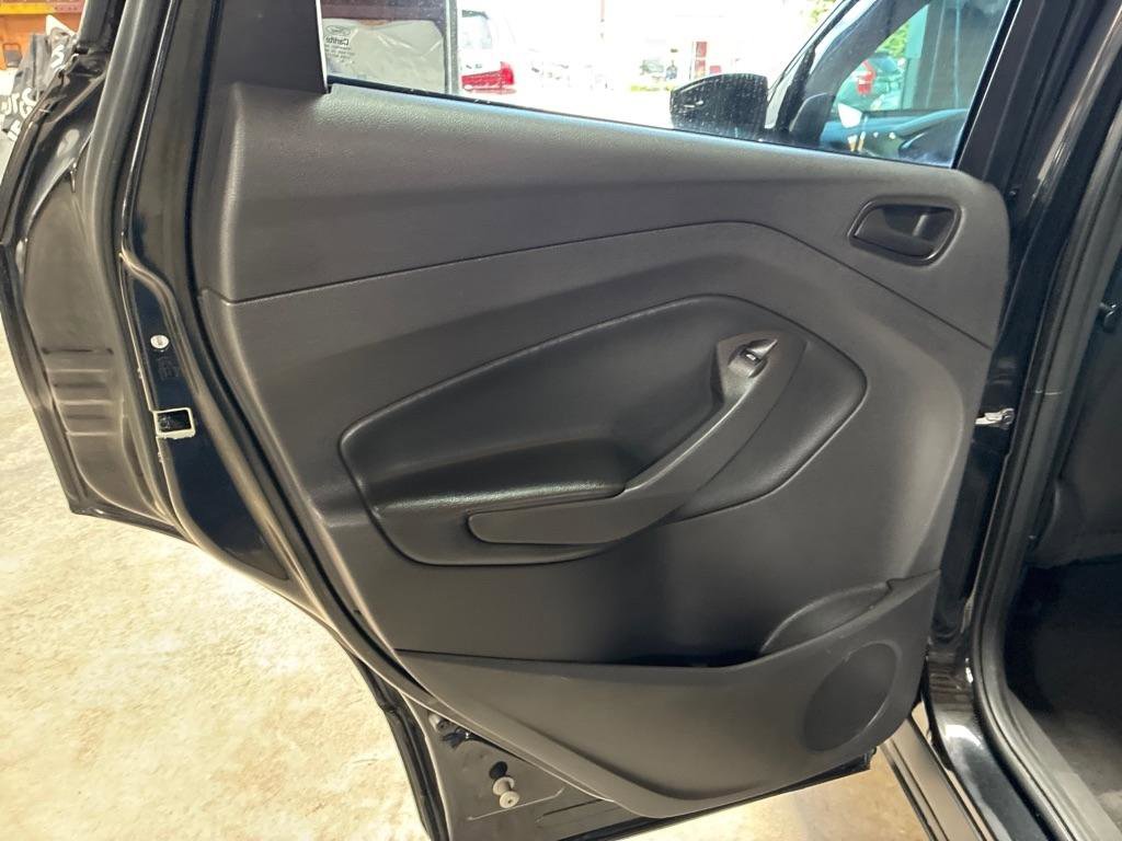 Used 2015 Ford Escape S image 18