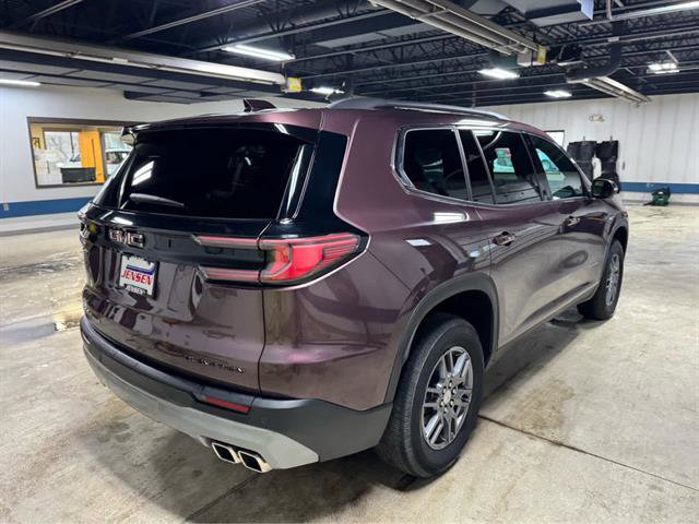 Used 2025 GMC Acadia Elevation AWD/4WD image 4