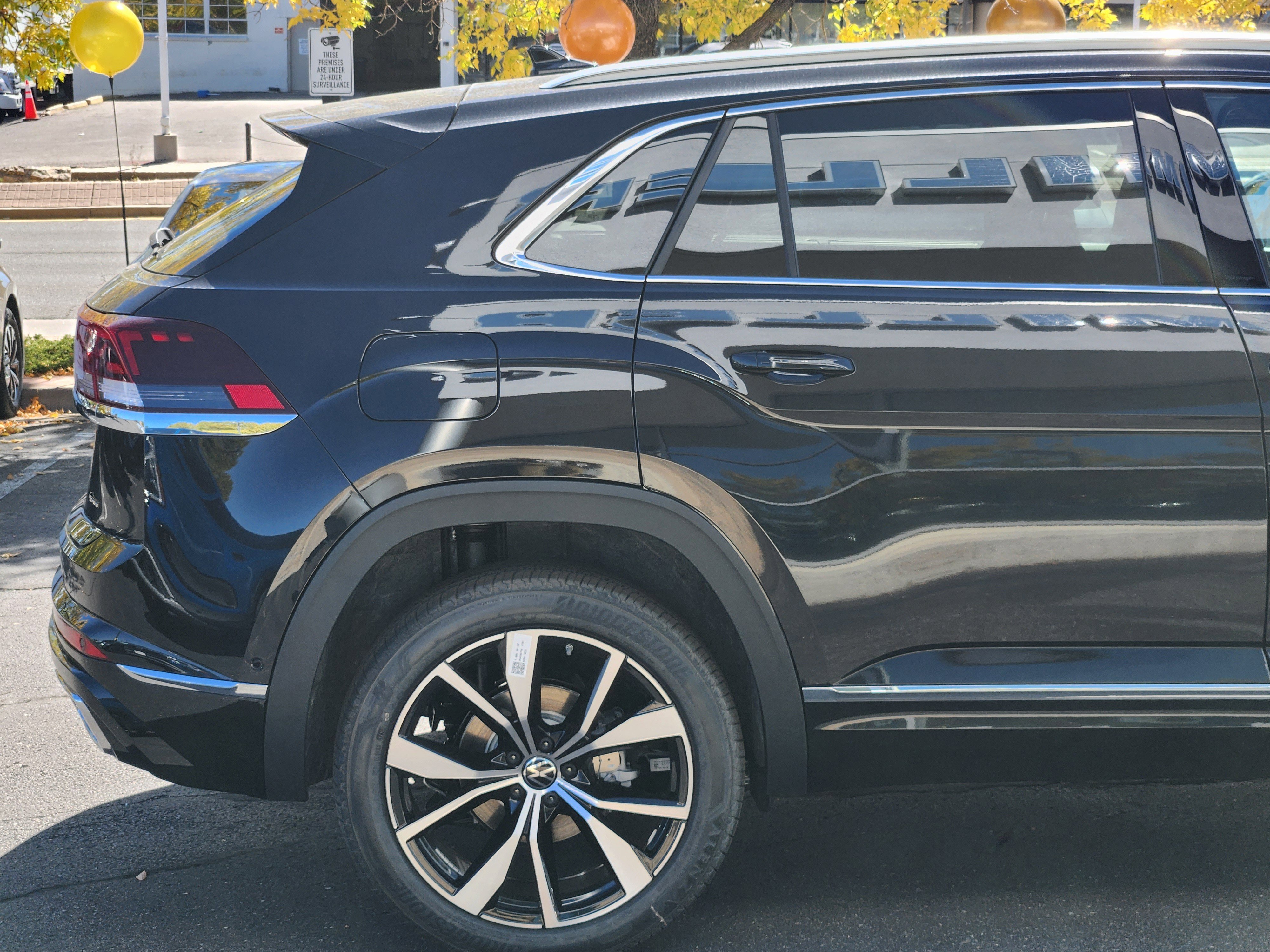 New 2026 Volkswagen Atlas Cross Sport SEL Premium R-Line image 6