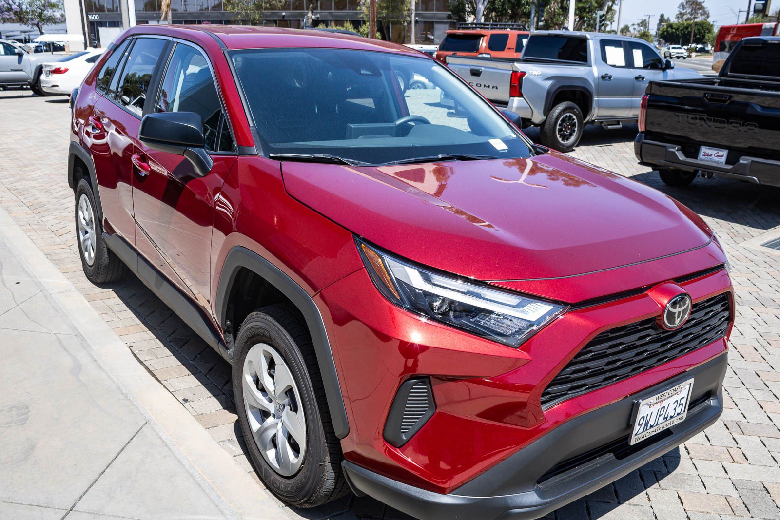 Used 2025 Toyota RAV4 LE FWD image 3