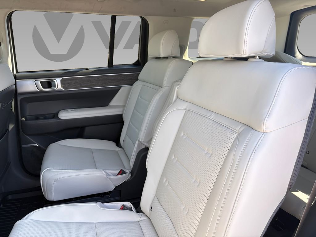 New 2026 Hyundai Santa Fe Calligraphy image 3