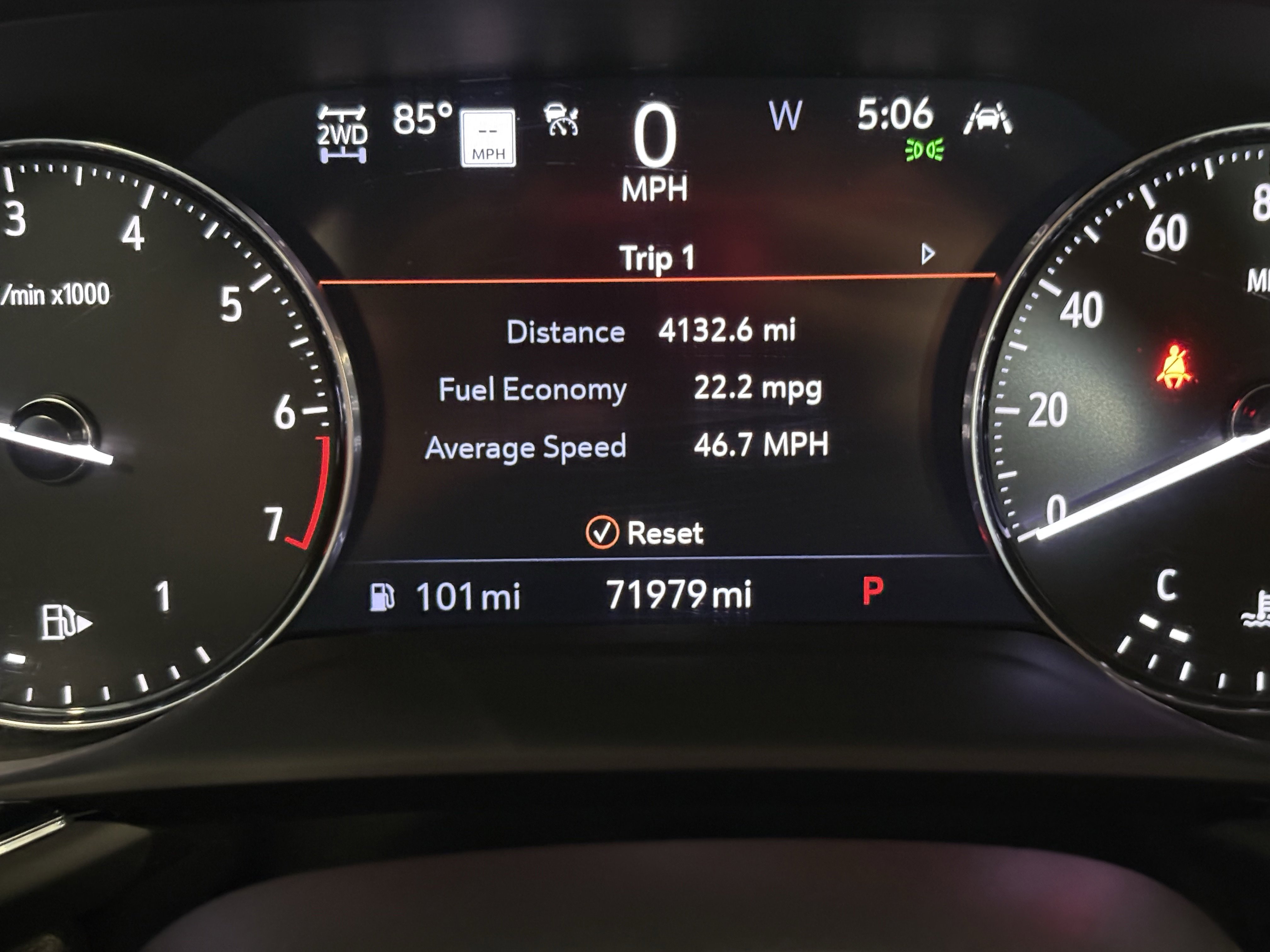 Used 2022 Buick Envision Avenir w/ Technology Package II AWD/4WD image 25