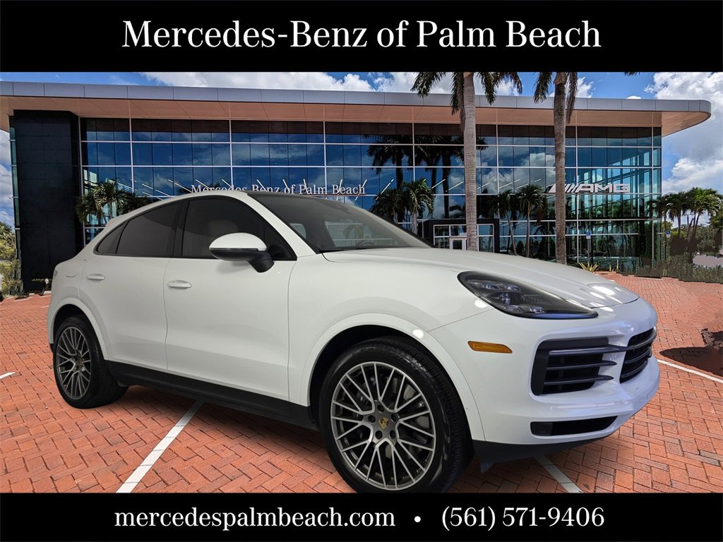 Used 2022 Porsche Cayenne image 1