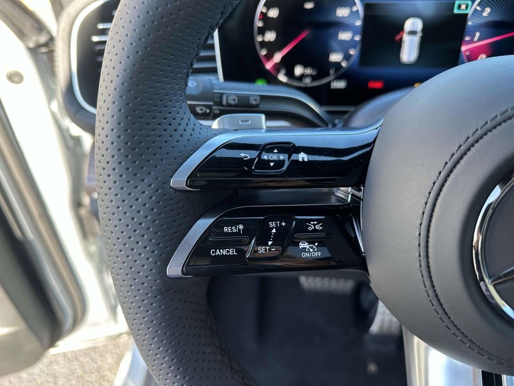 Used 2025 Mercedes-Benz GLS 450 GLS  450 image 16