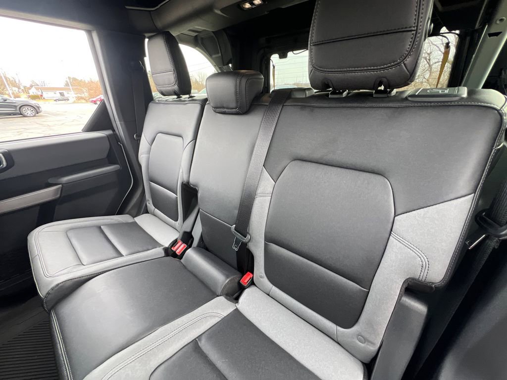 Used 2023 Ford Bronco Black Diamond image 27