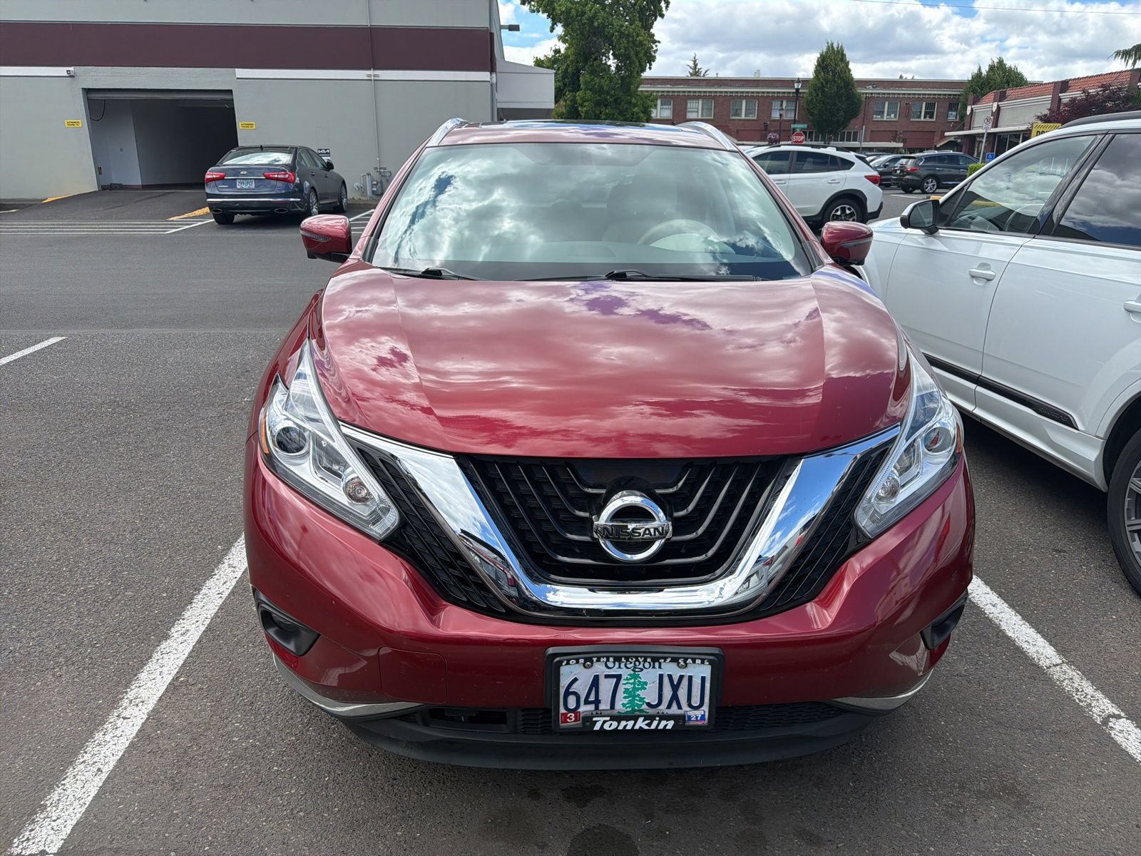 Used 2016 Nissan Murano Platinum w/ Platinum Technology Package AWD/4WD image 2