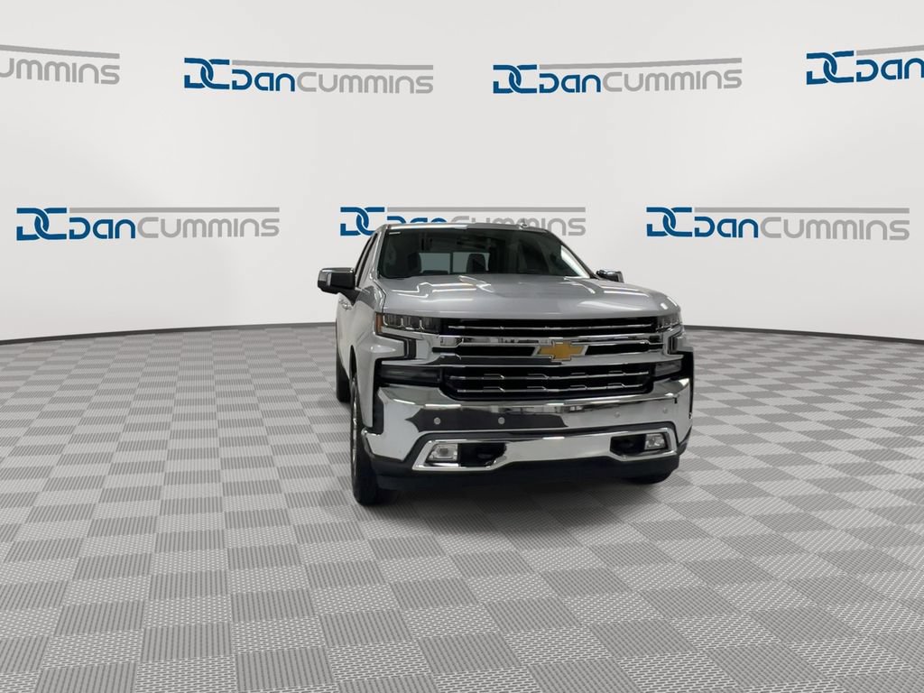 Used 2019 Chevrolet Silverado 1500 LTZ w/ LTZ Premium Package AWD/4WD image 3