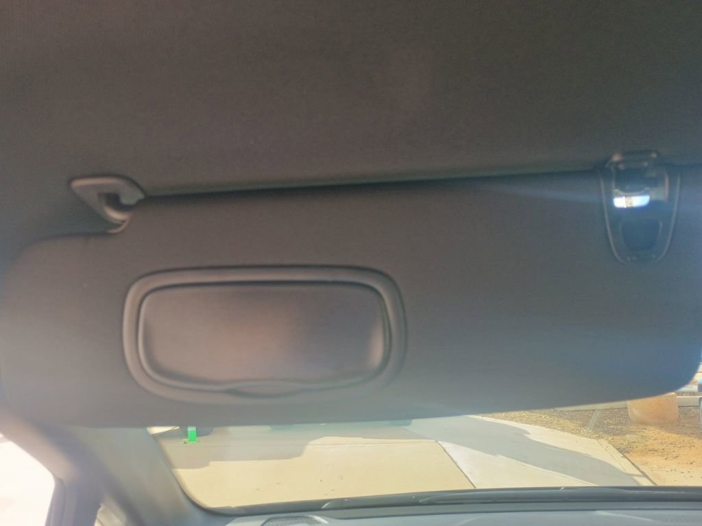 New 2025 Chrysler Pacifica Select image 40