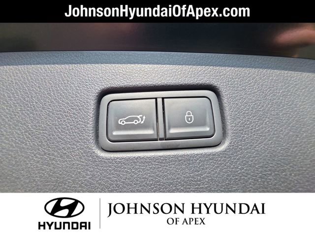 Used 2024 Genesis GV70 3.5T Sport image 25