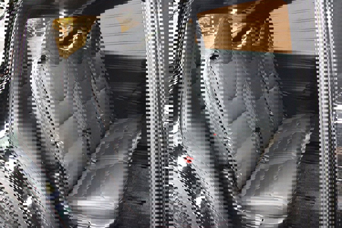 Used 2023 Tesla Model X image 28