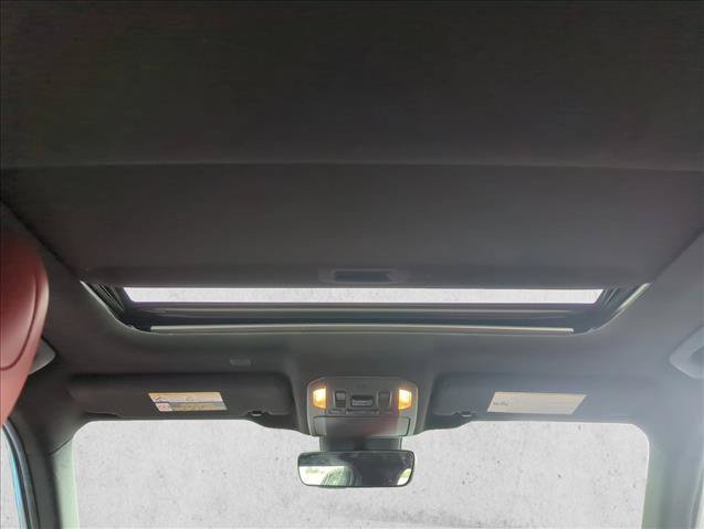 Used 2021 Toyota Highlander XSE FWD image 23