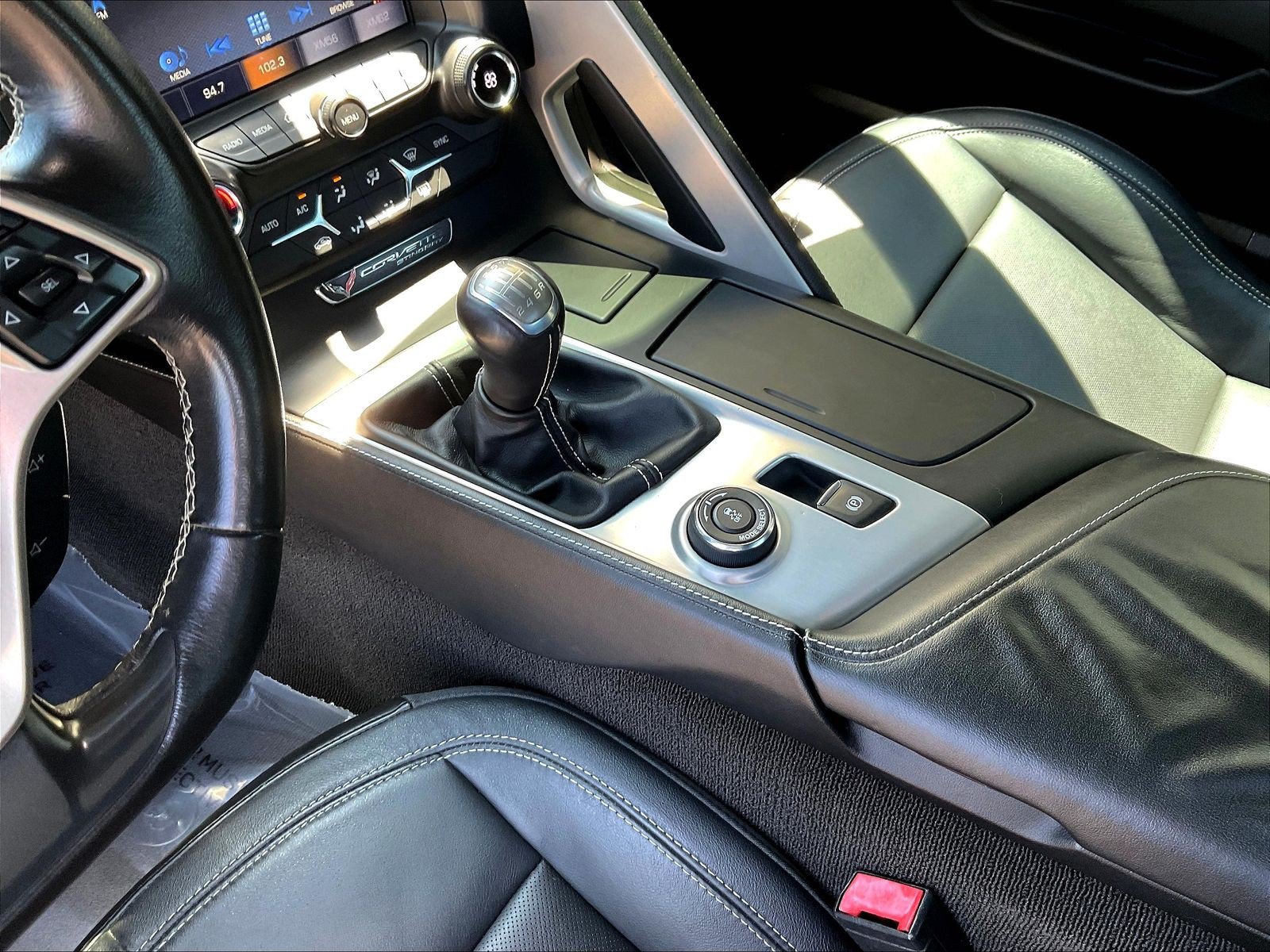 Used 2016 Chevrolet Corvette Stingray Coupe RWD image 12