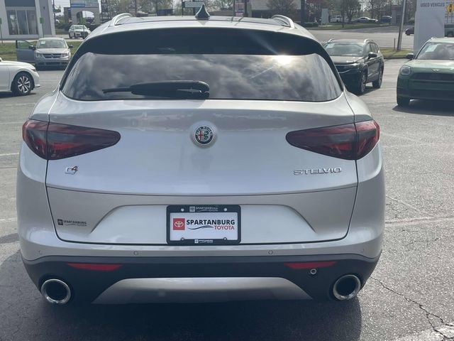 Used 2020 Alfa Romeo Stelvio Sport w/ Cold Weather Package image 5