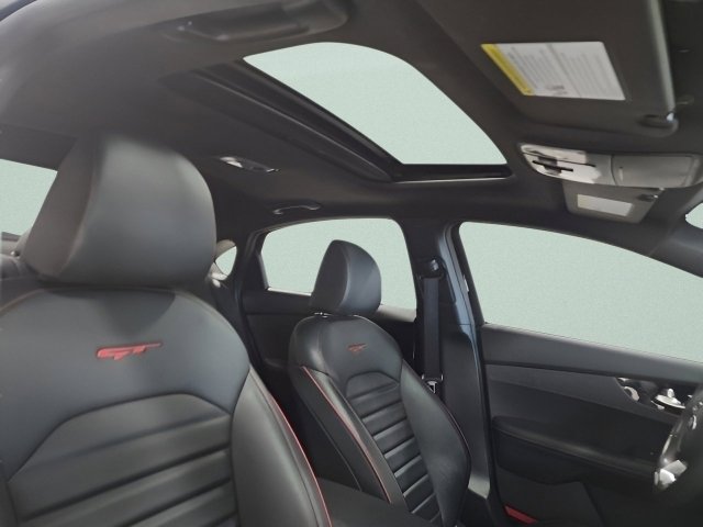 Used 2021 Kia Forte GT w/ GT2 Package image 12