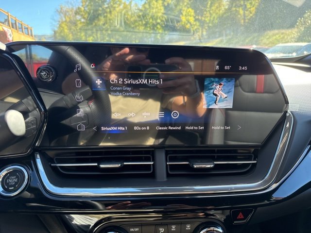 New 2026 Chevrolet Trax RS w/ Sunroof Package image 26