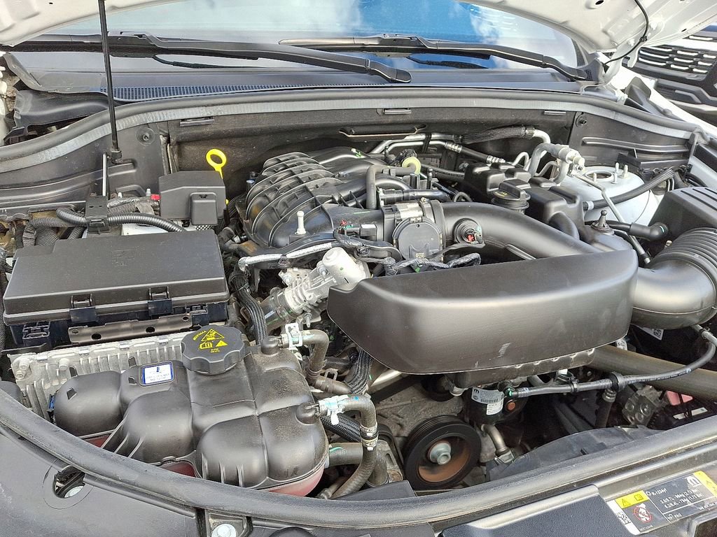 Used 2024 Dodge Durango GT image 32