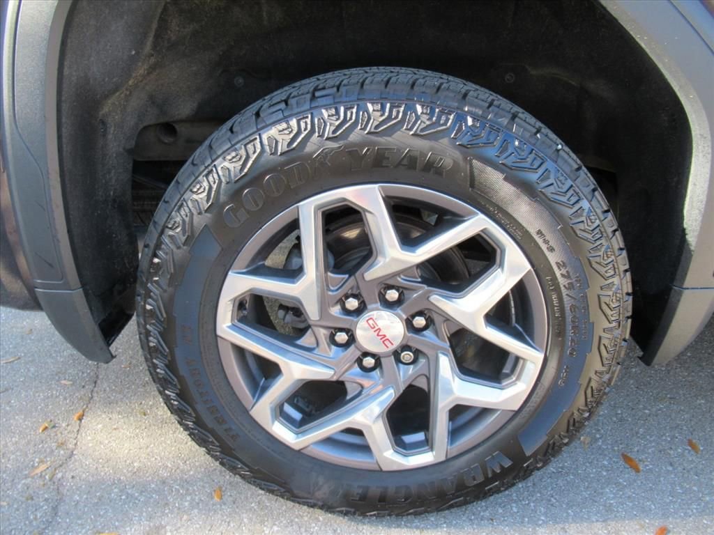 Used 2022 GMC Sierra 1500 SLT w/ SLT Premium Plus Package image 30