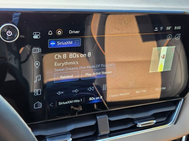 Used 2025 Chevrolet Equinox ACTIV w/ Safety and Technology Package image 32