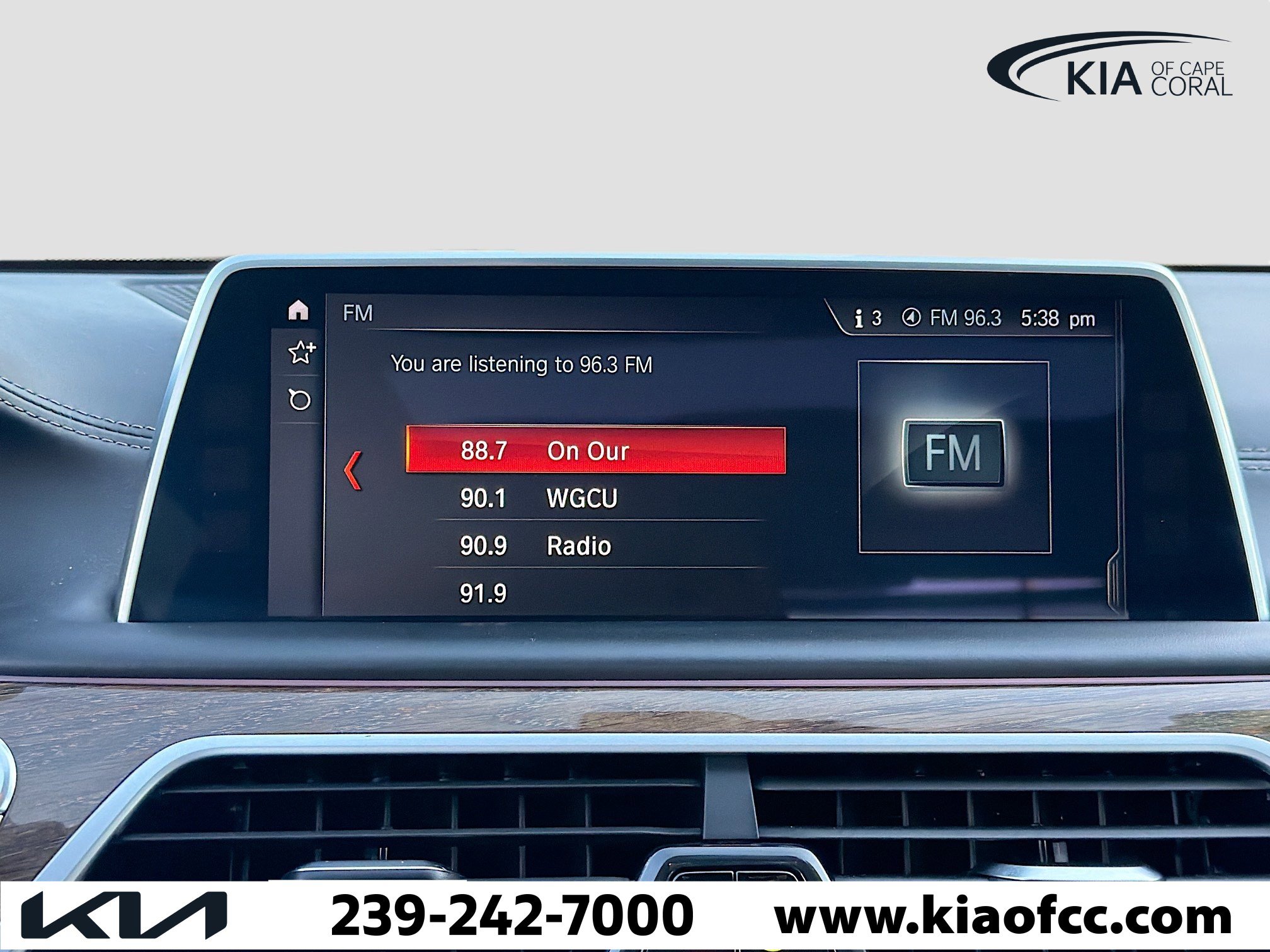 Used 2018 BMW 750i xDrive image 29