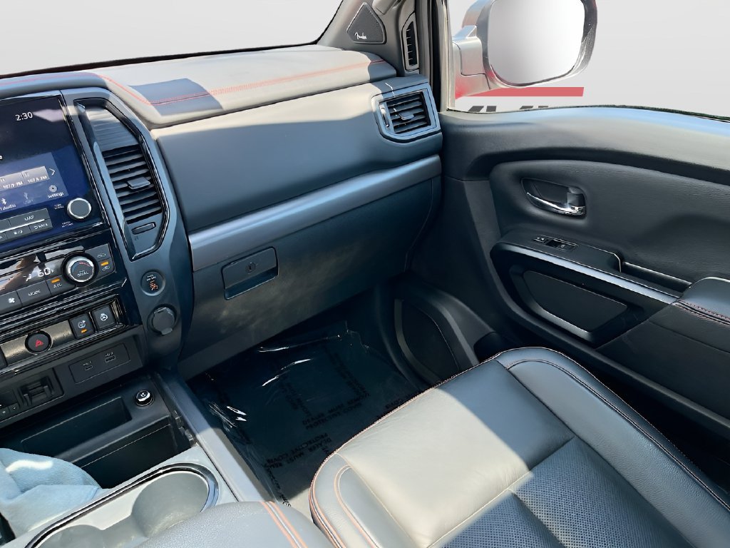 Used 2024 Nissan Titan PRO-4X w/ Pro-4x Convenience Package AWD/4WD image 23
