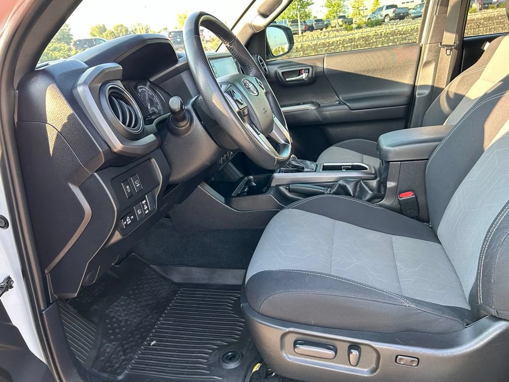 Used 2023 Toyota Tacoma TRD Sport w/ Advanced Technology Package AWD/4WD image 37