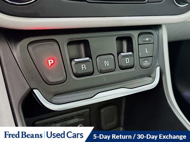 Used 2020 GMC Terrain SLT w/ Preferred Package image 19