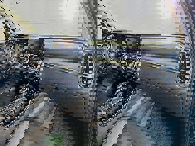 Certified 2022 Kia Sorento SX image 30