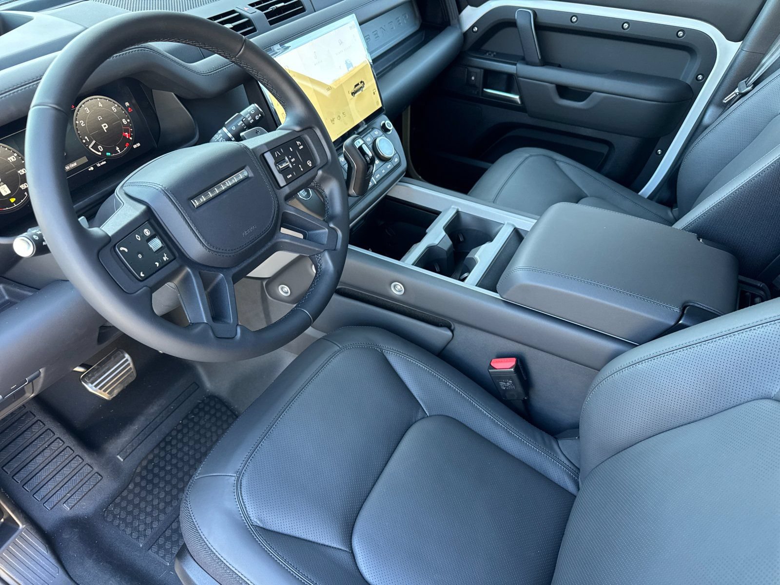 New 2026 Land Rover Defender 130 V8 AWD/4WD image 10