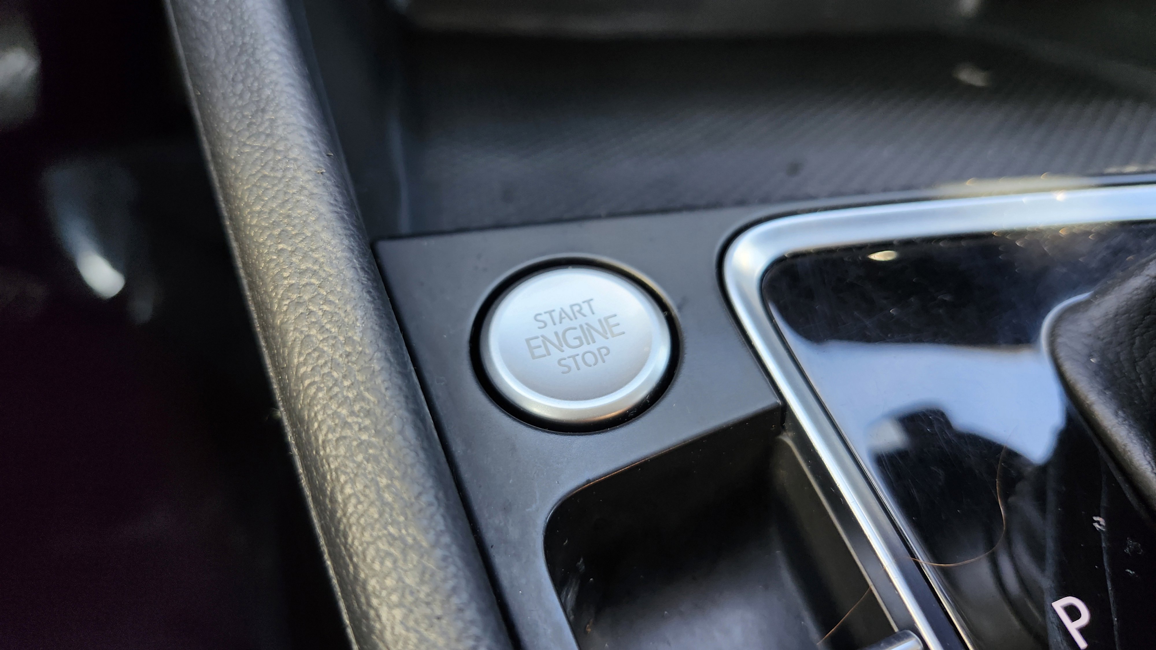 Used 2021 Volkswagen Jetta SE w/ SE Cold Weather Package image 10