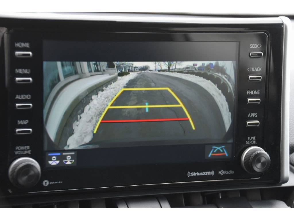 Used 2021 Toyota RAV4 XLE image 21