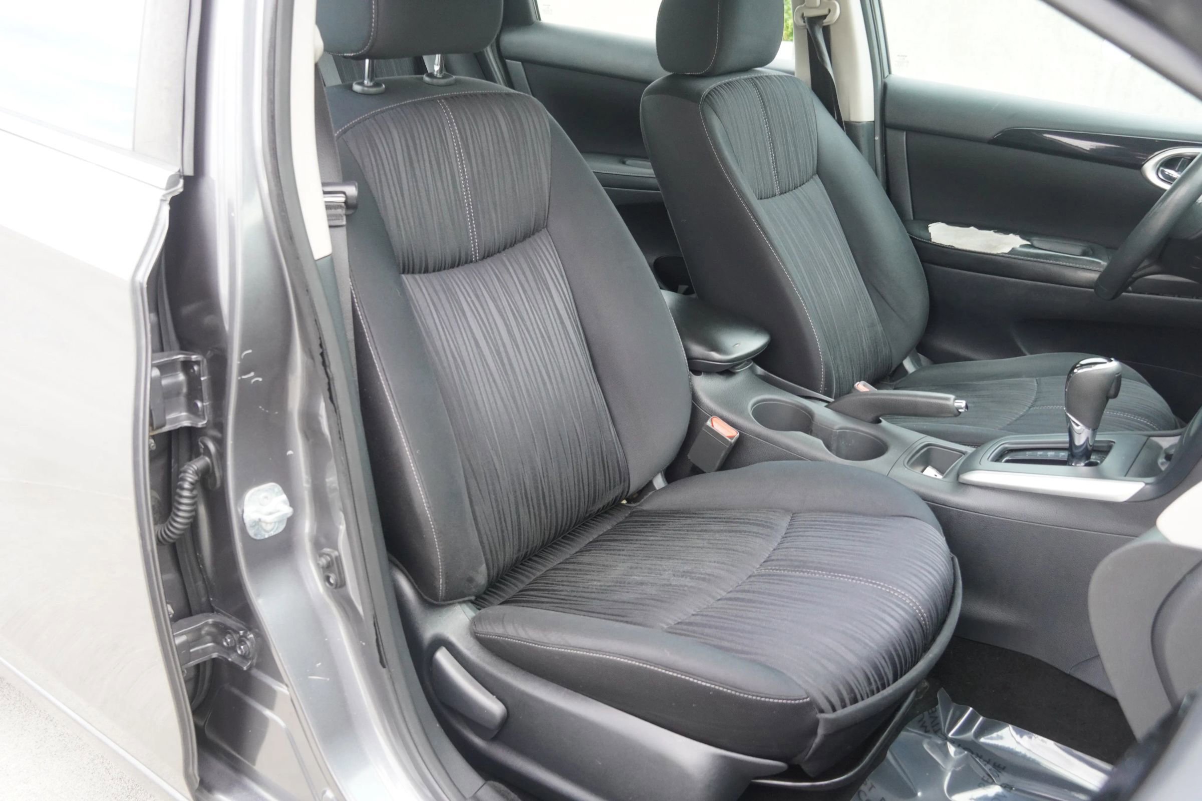 Used 2017 Nissan Sentra SV image 15