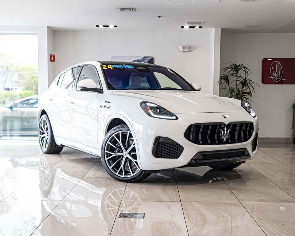 Used 2024 Maserati Grecale Modena AWD/4WD image 5