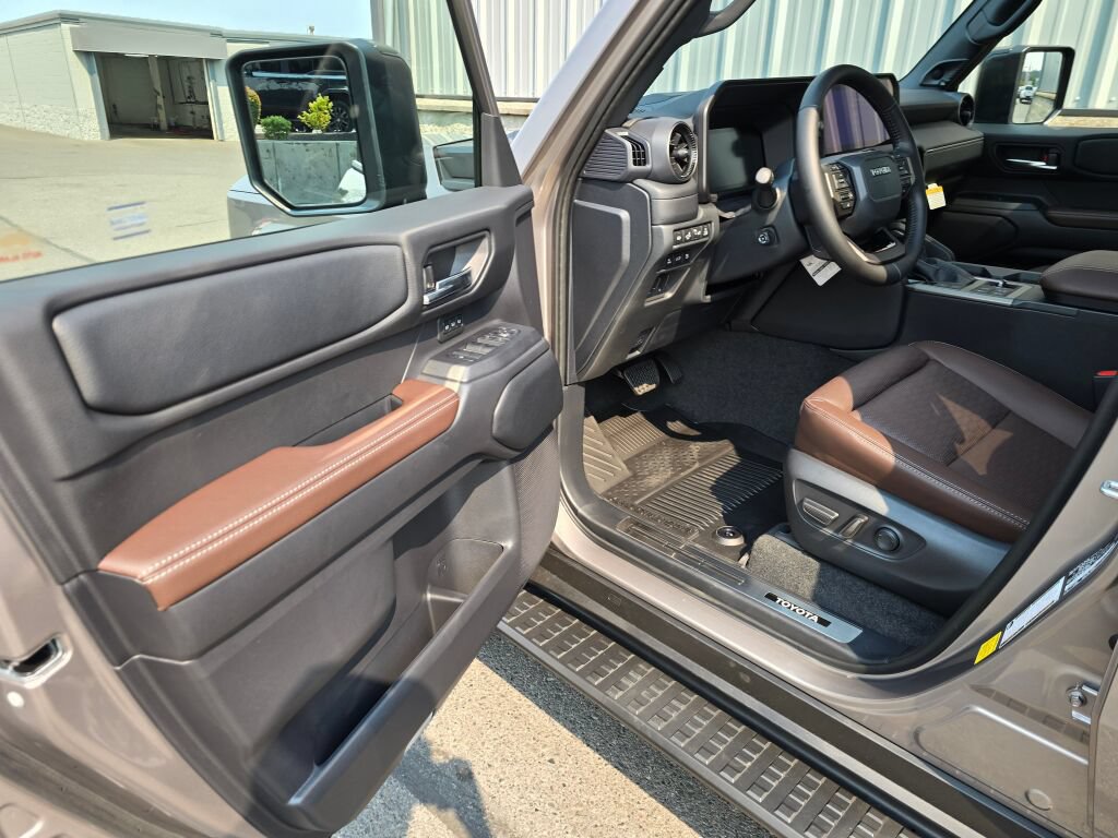New 2027 Toyota Land Cruiser w/ Premium Package AWD/4WD image 14