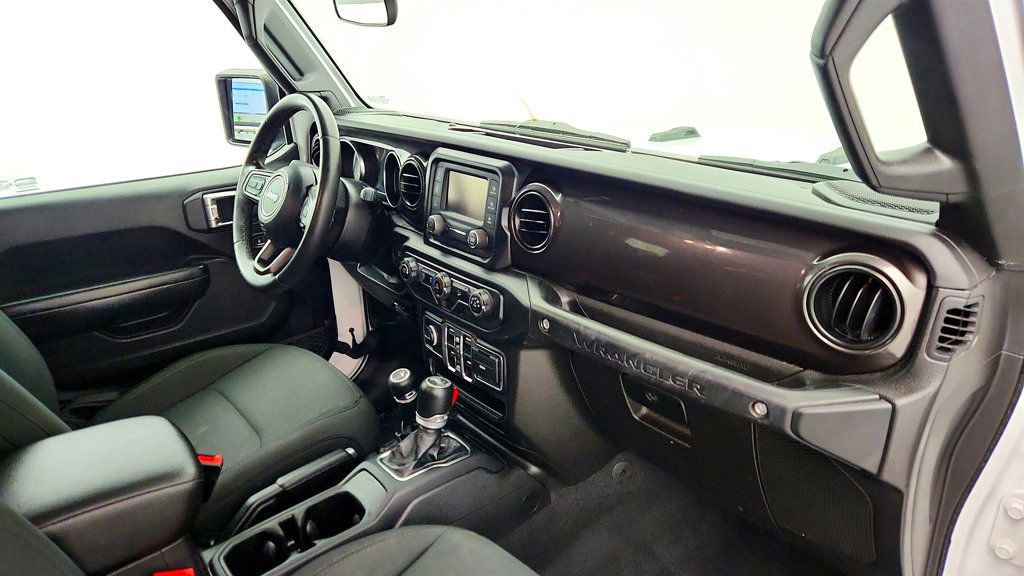 Used 2019 Jeep Wrangler Unlimited Sport image 23