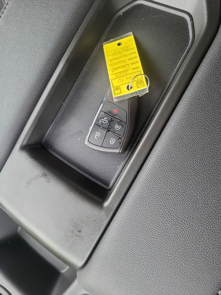 New 2025 Chevrolet Silverado 1500 LT w/ Z71 Off-Road Package image 28