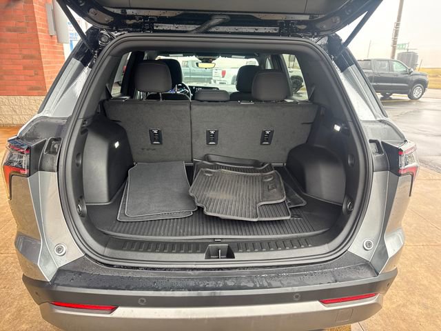 Certified 2025 Chevrolet Equinox LT w/ Safety and Technology Package image 13